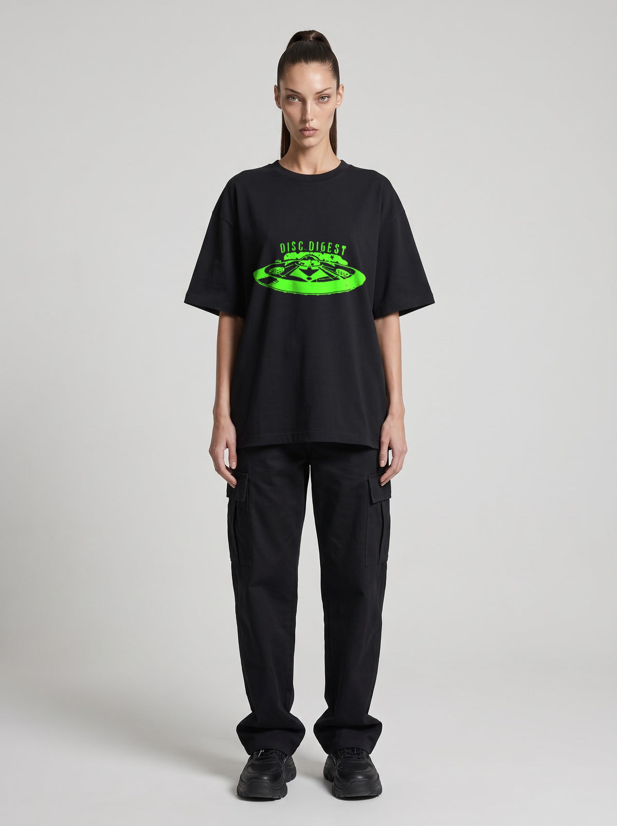 Disc Digest Neon — Drop Shoulder T-Shirt in Black Beauty, front, worn by female model